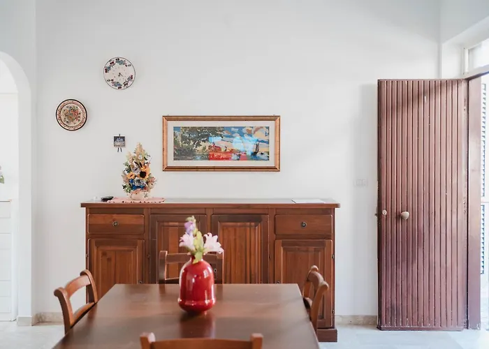 Giglio Di Mare Ascea