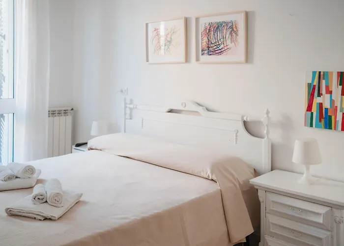 Giglio Di Mare Ascea